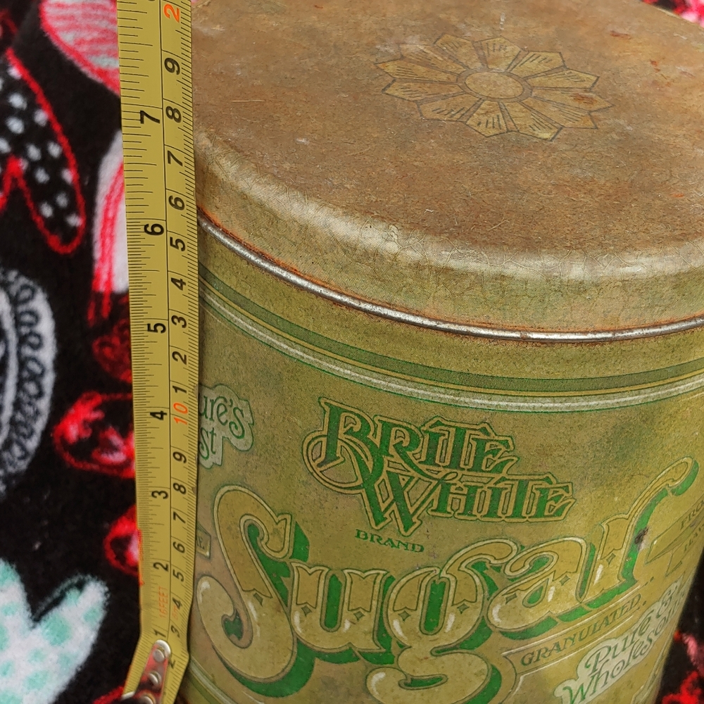 Vintage Stackable Tins - Picture 2 of 10